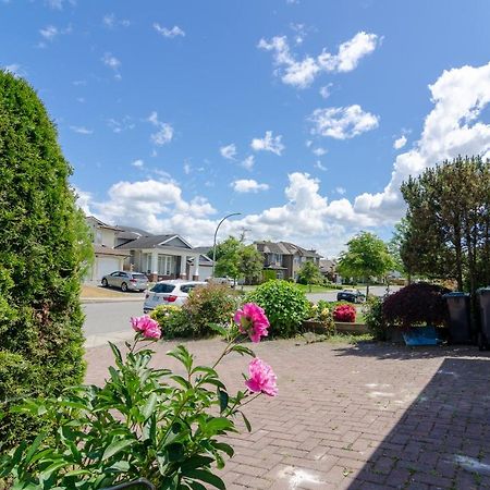 3 Private, Spacious, Bright Rooms In A Gorgeous House New Westminster Dış mekan fotoğraf