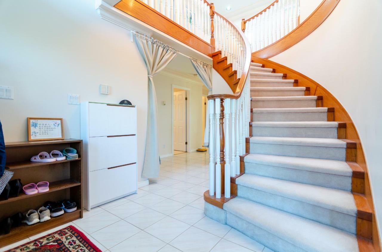 3 Private, Spacious, Bright Rooms In A Gorgeous House New Westminster Dış mekan fotoğraf